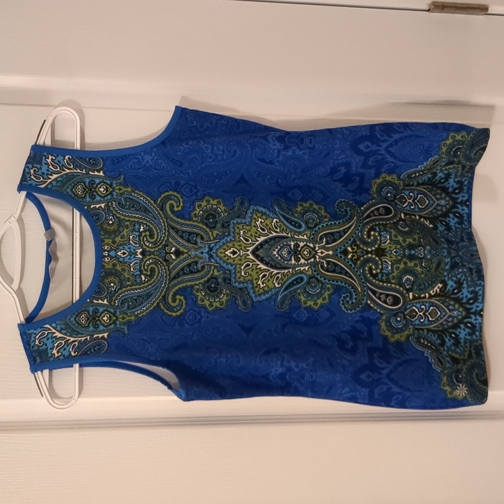 Medium Tall Athleta top